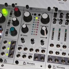 Looma Mutable Instruments Plaits Oneshot Sample Pack
