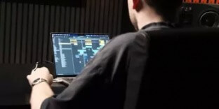 Tomorrowland Academy How to make Melodic Techno